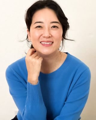 Dr. Esther Park